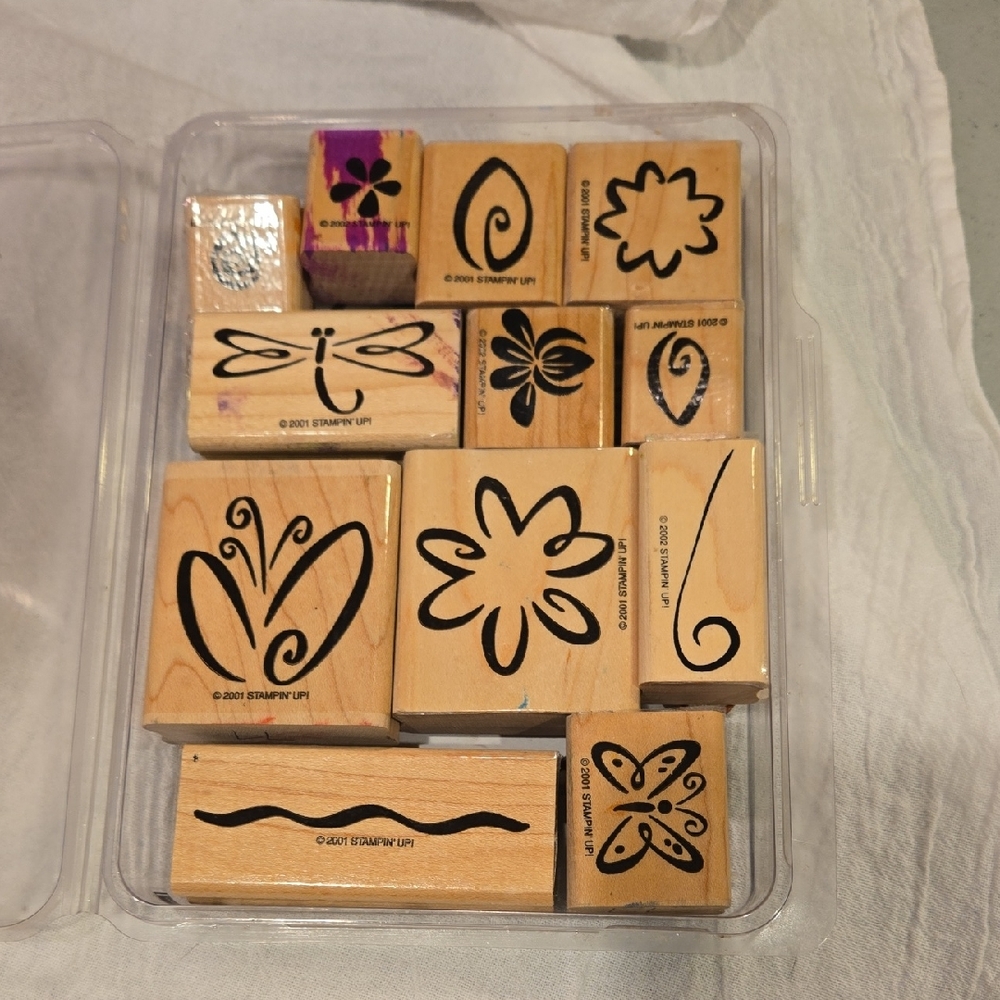 Stampin' Up! Wooden Stamp Set with Black Designs. Fl9wers, Dragonfky, Butterfly.